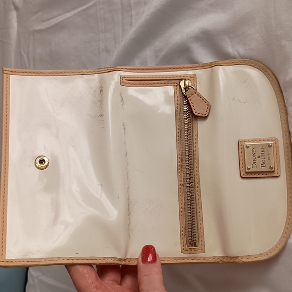 Dooney & Bourke wallet - Picture 3 of 4